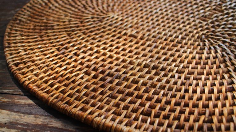 Rattan – co to jest? Sprawdź możliwości wykorzystania rattanu