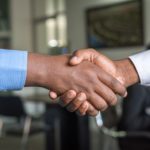 Sprzedaż mieszkania krok po kroku – praktyczny poradnik na 2022 rok