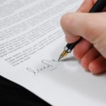 Umowa najmu mieszkania – jak powinna wyglądać? Pobierz wzór umowy najmu mieszkania